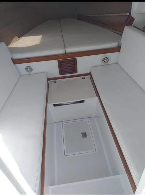 BOTE DEPORTIVO CAPACIDAD 16 pax