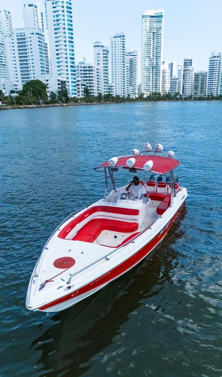 Bote Deportivo Capacidad 7Pax