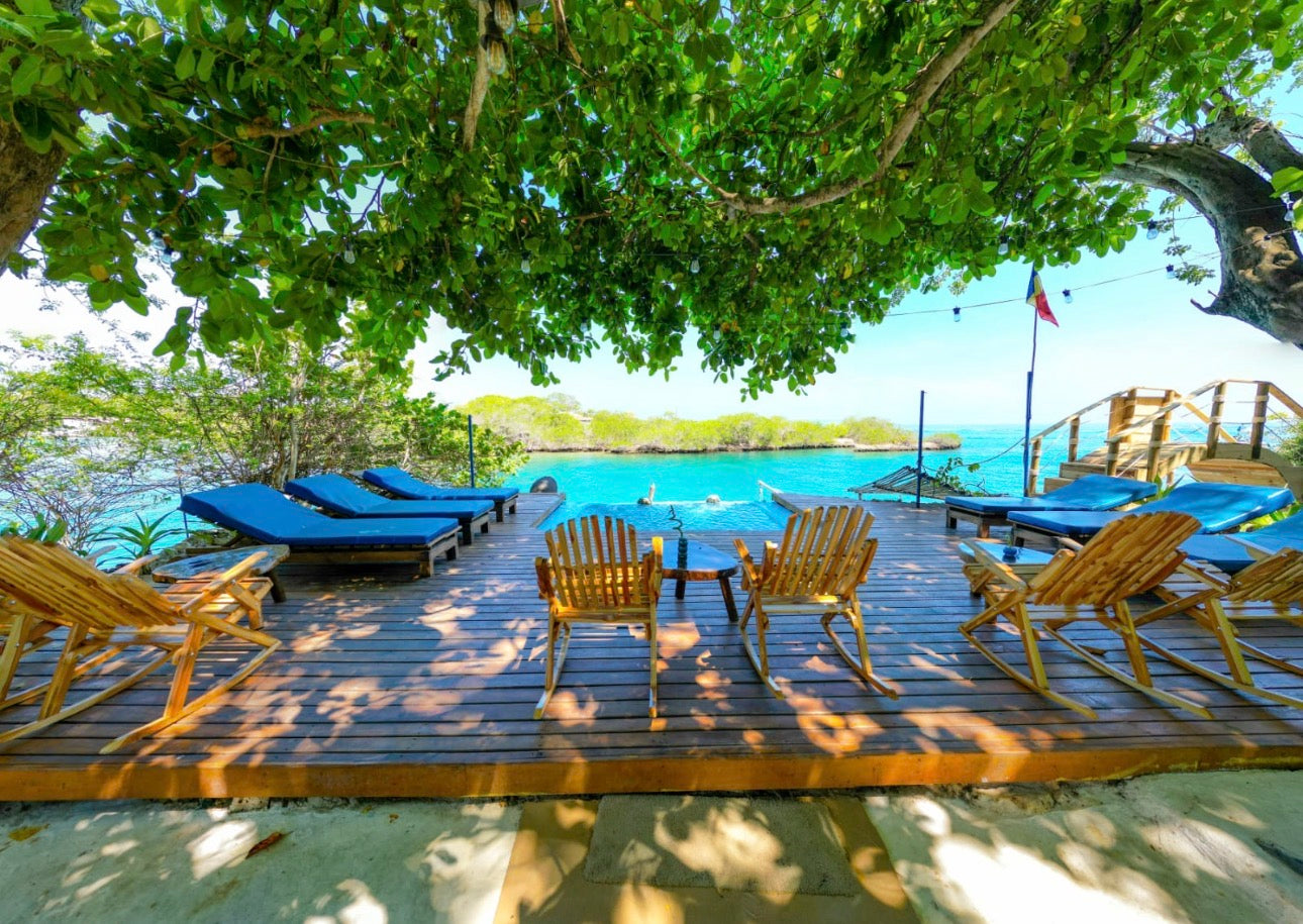 3 ISLAS ( Ibbiza - Bela Beach -
Mulata )