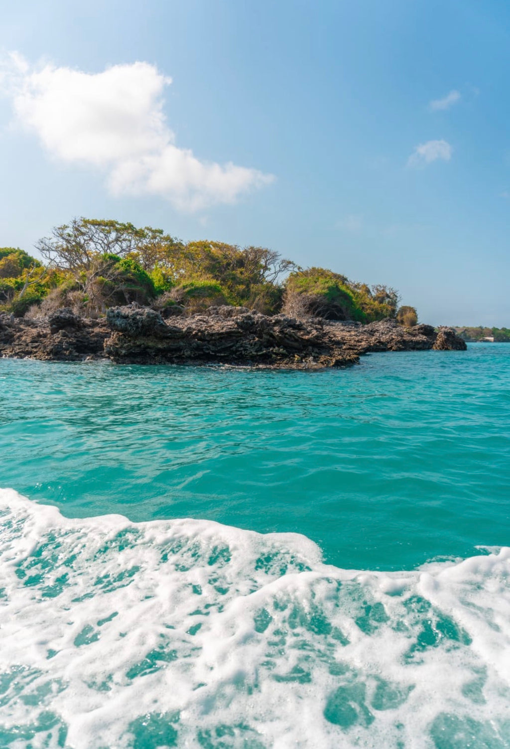 3 ISLAS ( Pao Pao - Islabela - Bora
Bora)