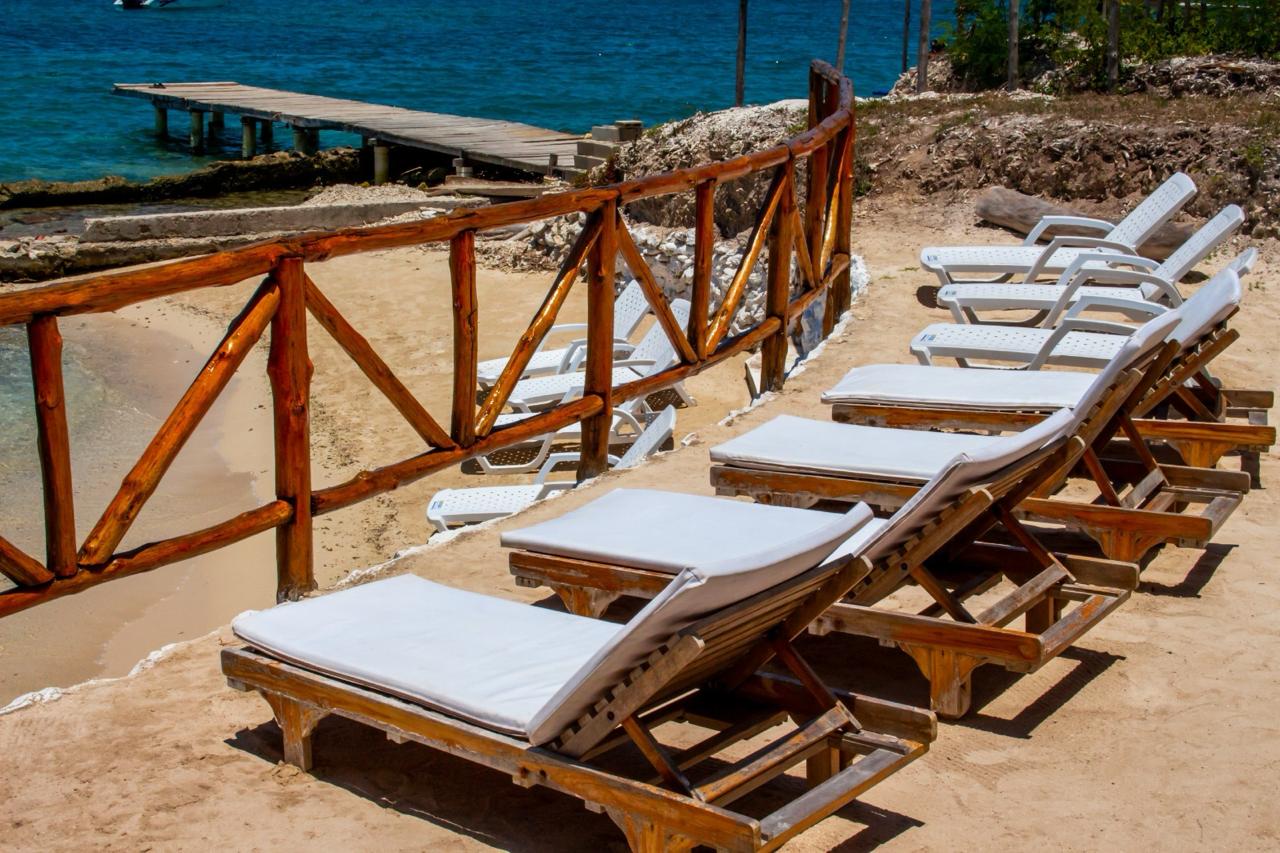 Encantada Beach Club