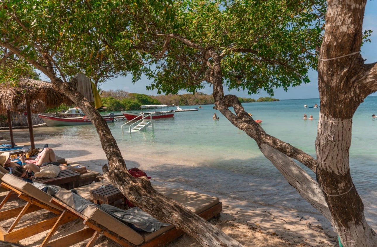 3 ISLAS ( Pao Pao - Islabela - Bora
Bora)