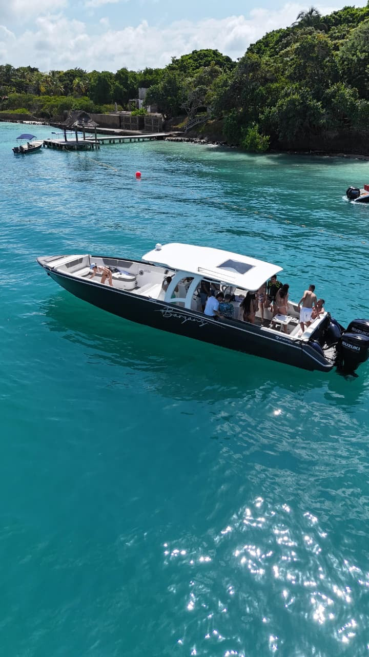 Bote Deportivo Capacidad 20pax