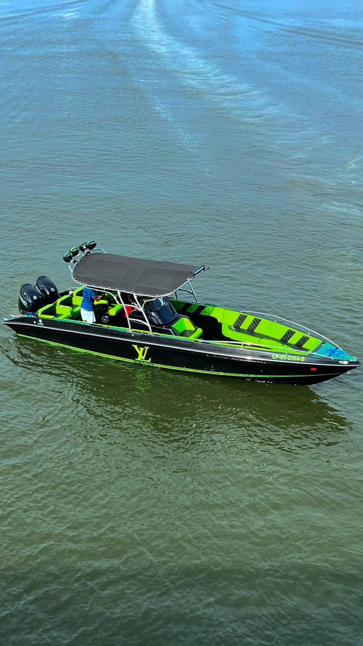 BOTE DEPORTIVO CAPACIDAD 9pax