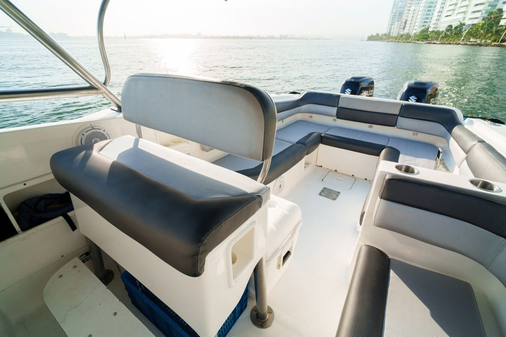 BOTE DEPORTIVO CAPACIDAD 30pax